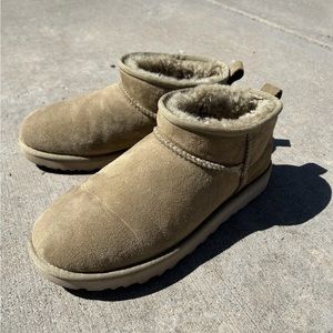 ultra mini ugg tomatillo